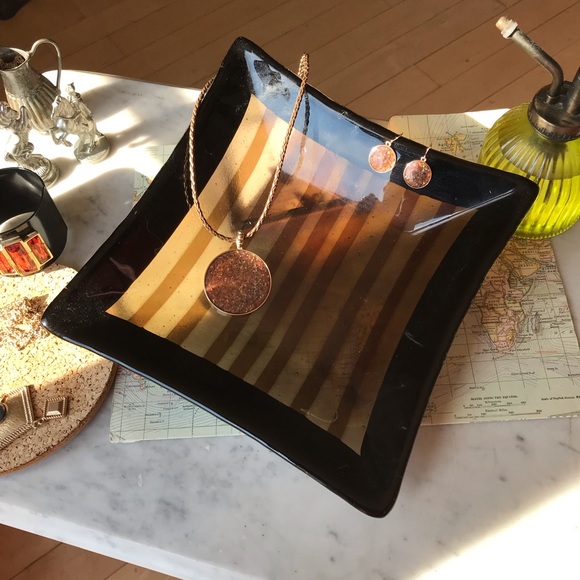 Metallic copper trio necklace + earrings + cuff - Picture 4 of 8